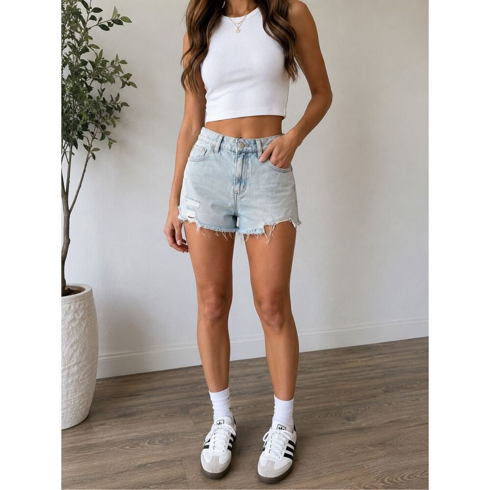 Garage Denim Vintage Cut Off Shorts Size 1/25 Light Wash Distressed Y2K